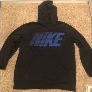 Men’s Nike therma-fit hoodie